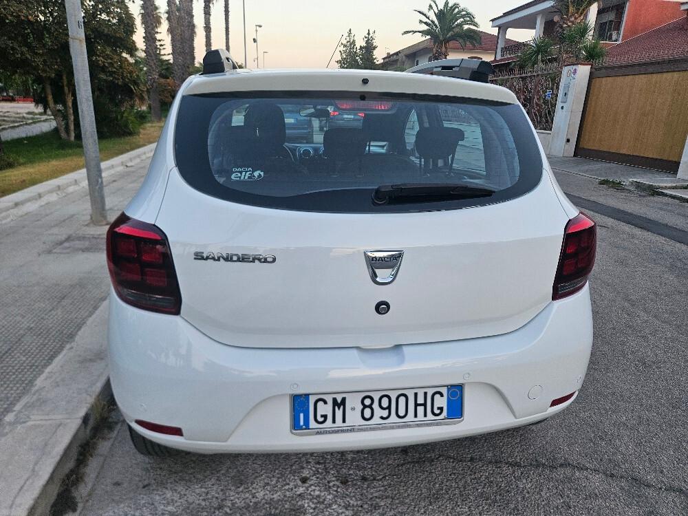Dacia Sandero 0.9 TCe 12V T-GPL"Economica con NAVIG"