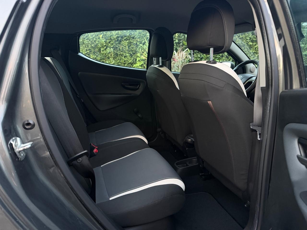 Lancia Ypsilon 0.9 TwinAir 85 CV Metano – 2014