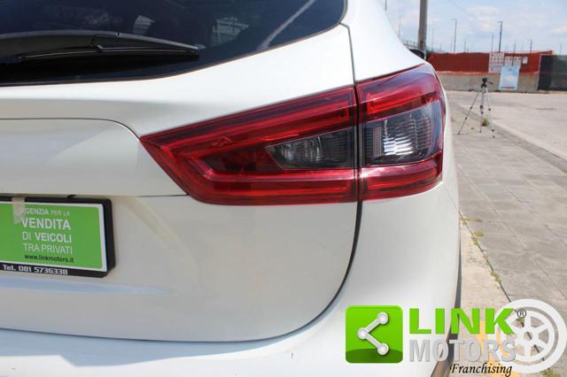 NISSAN Qashqai 1.5 DCI N CONNECTA