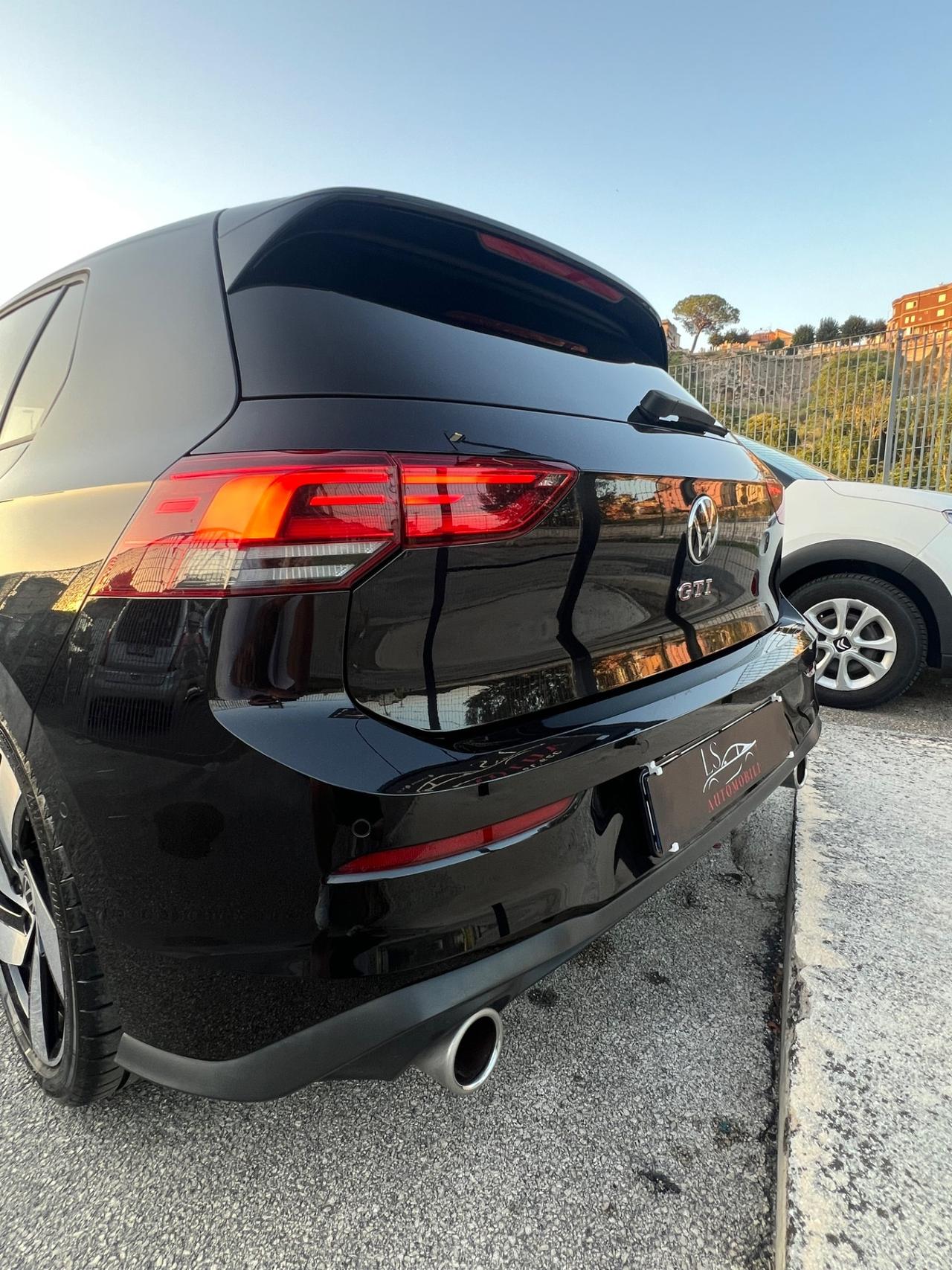 Volkswagen Golf GTI 2.0 TSI DSG