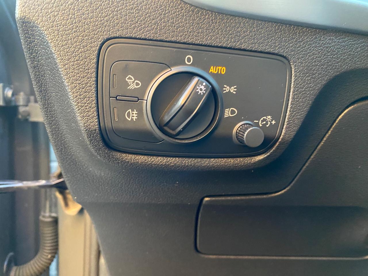 Audi Q2 1.6 TDI Business NEOPATENTATI!!!