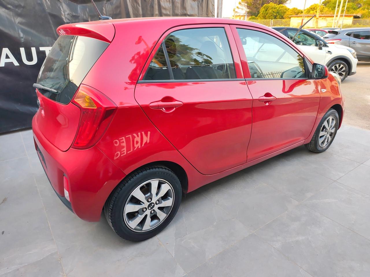 Kia Picanto 1.0 BENZINA CON NAVIGATORE