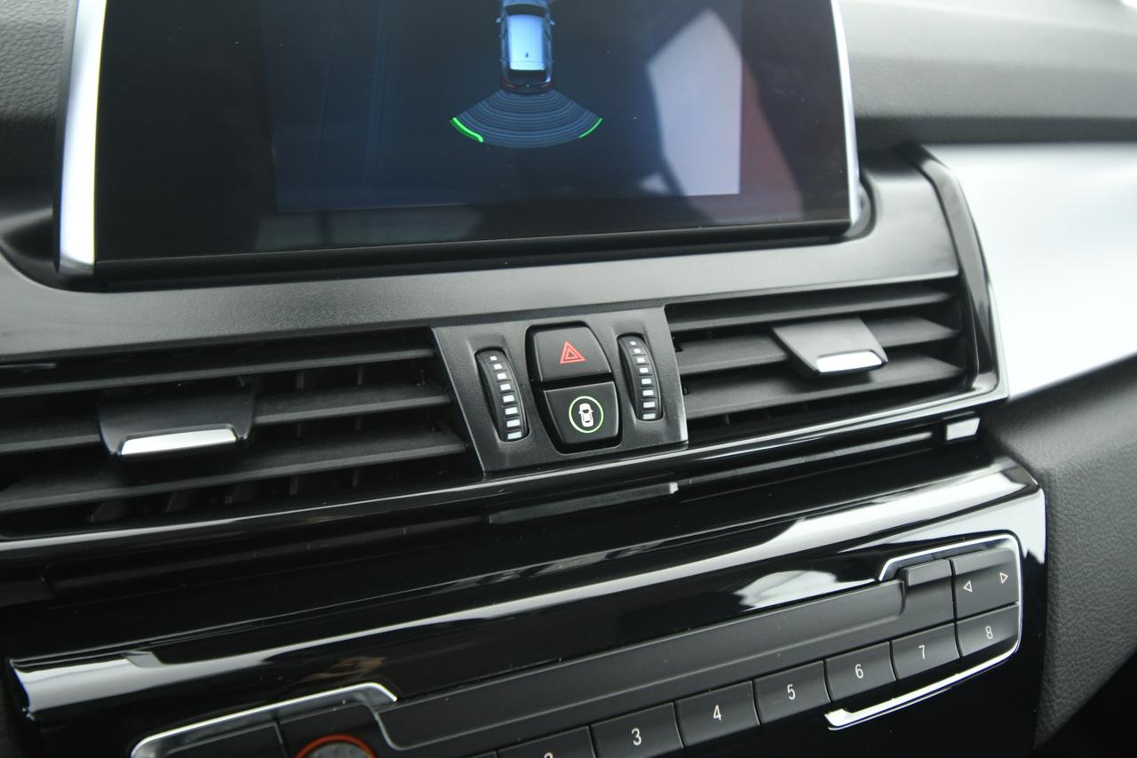 BMW 216d Gran Tourer Advantage 7p.ti auto LED+BLUETOOTH+NEOPATENATI