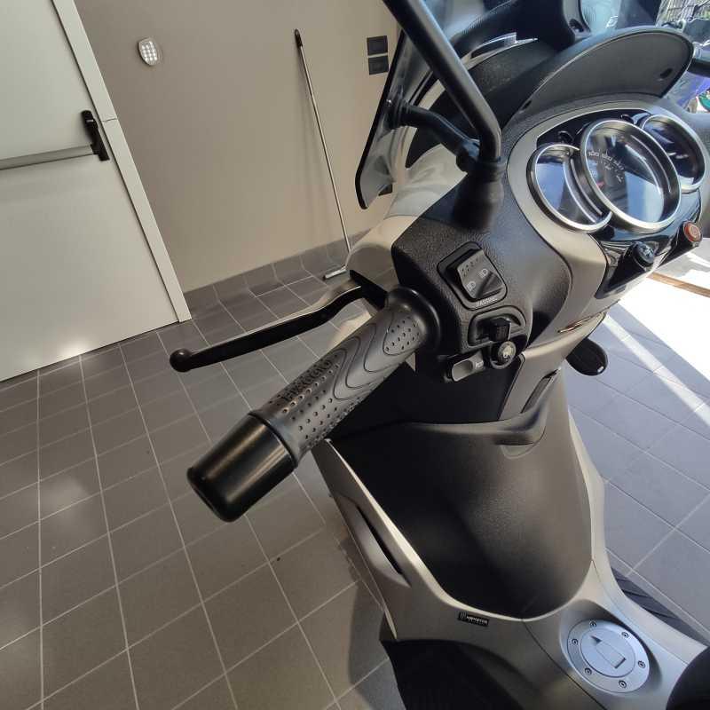 Piaggio Beverly 350 SportTouring ie ABS - 2016
