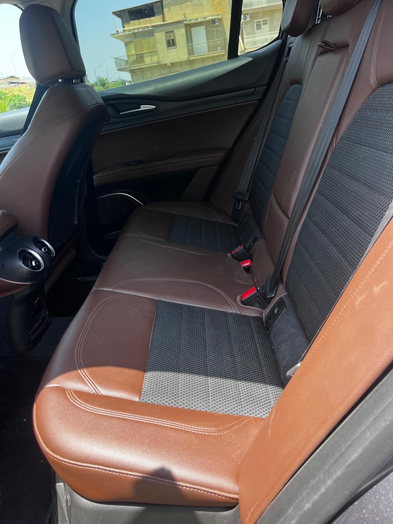 Alfa Romeo Stelvio Q4 2.2 tdi 210cv Full Tabacco