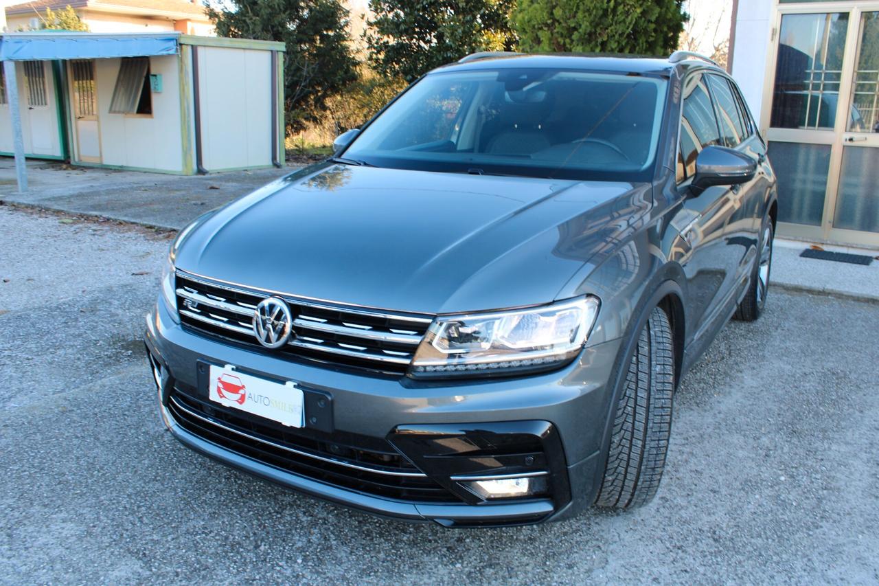Volkswagen Tiguan 1.6 tdi 115CV R-LINE RLINE INTERNO ESTERNO