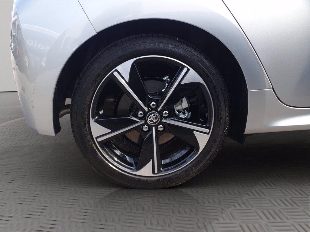 TOYOTA Yaris 1.5h 130 lounge del 2026