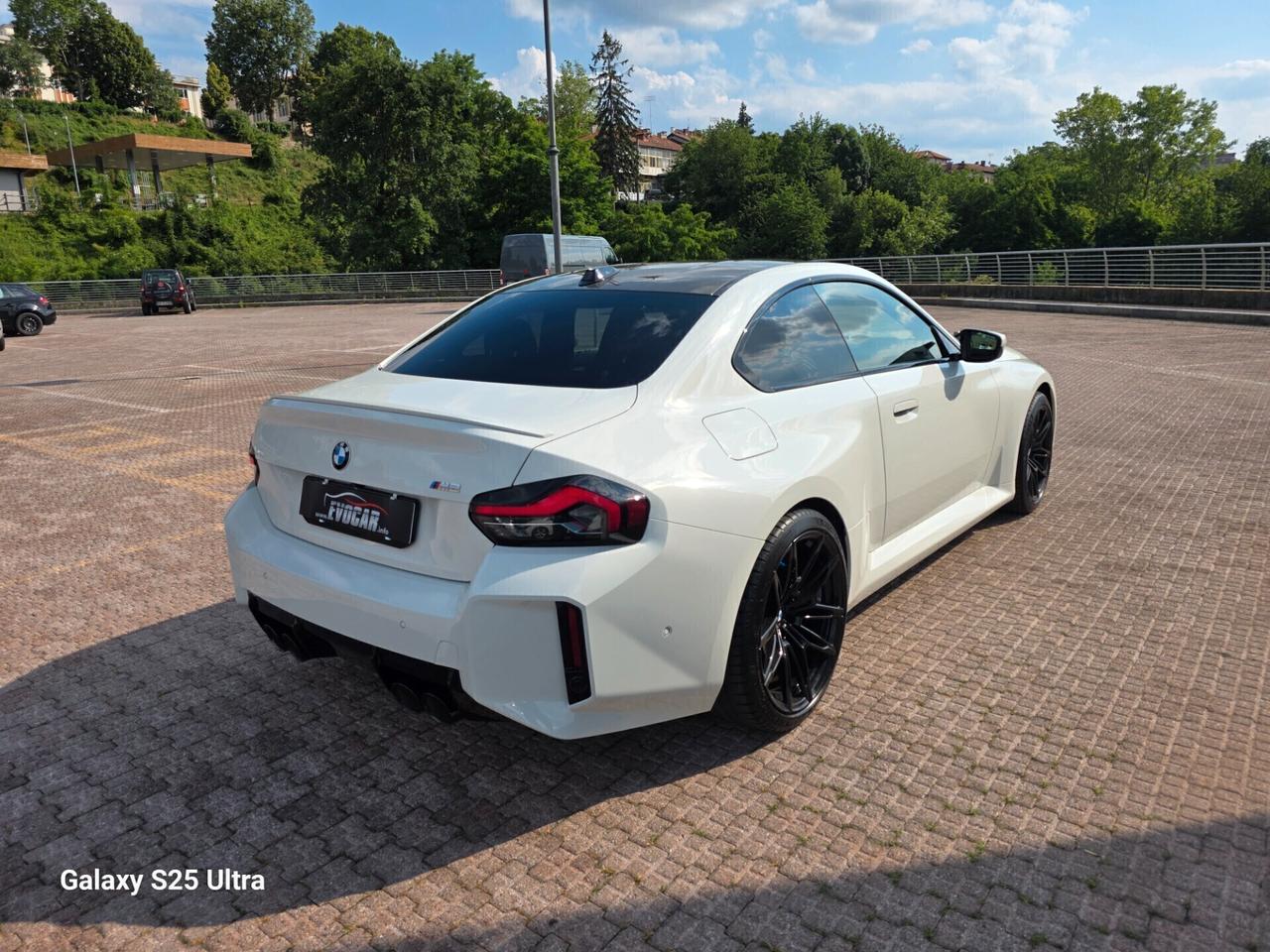M2 full optional valutiamo usato