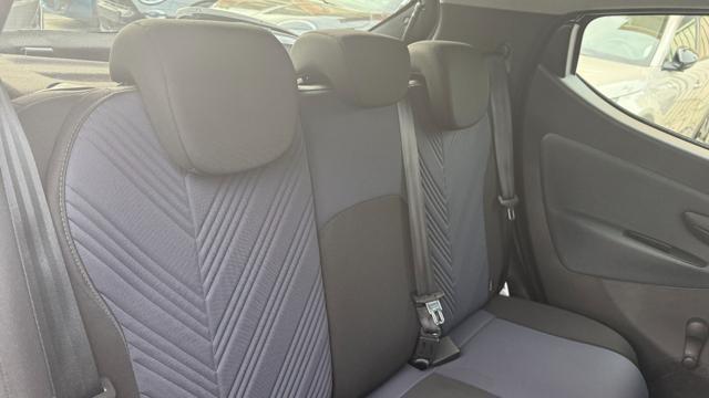 LANCIA Ypsilon 1.0 FIREFLY S&S HYBRID GOLD*24M.G.*CARPLAY*LED*TEL