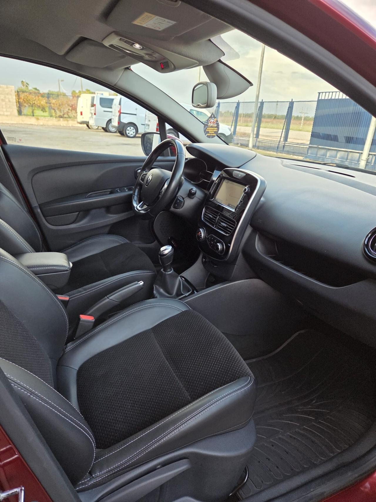 Renault Clio dCi 8V 75 CV Start&Stop 5 porte Energy Intens