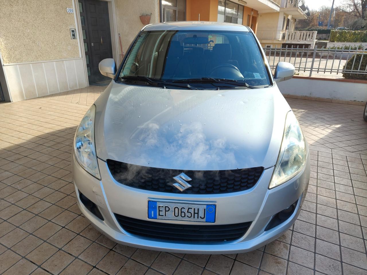 Suzuki Swift 1.3 DDiS 5 porte B-Top