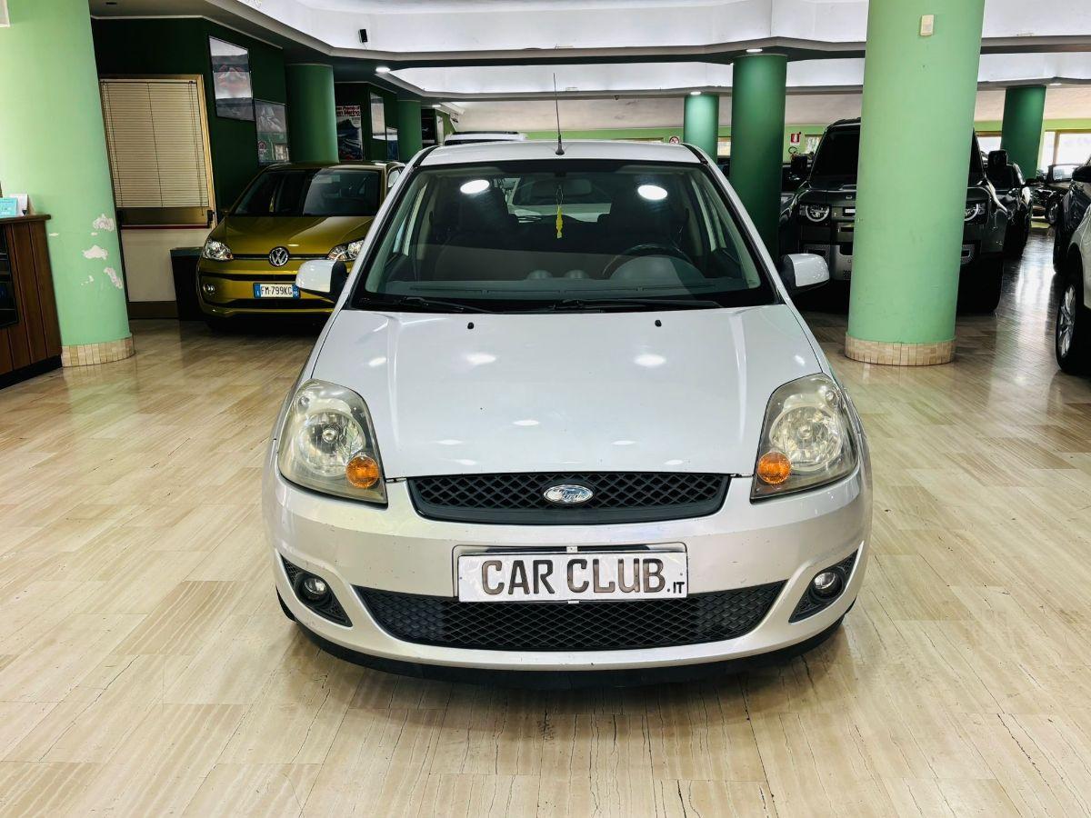Ford Fiesta 1.4 TDCi 70cv Neop. Ok Clima Titanium