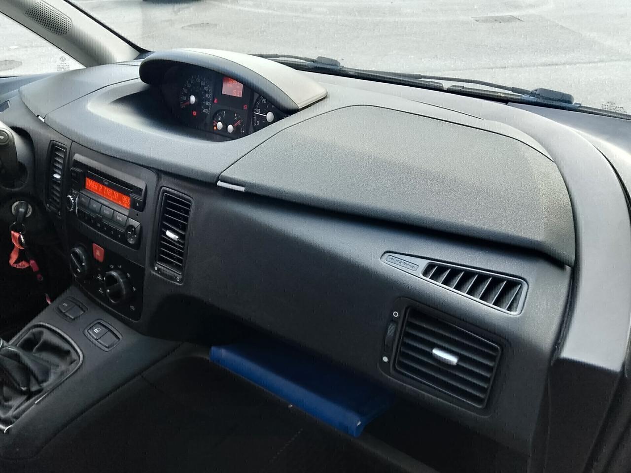 Fiat Idea 1.4 BlackLabel