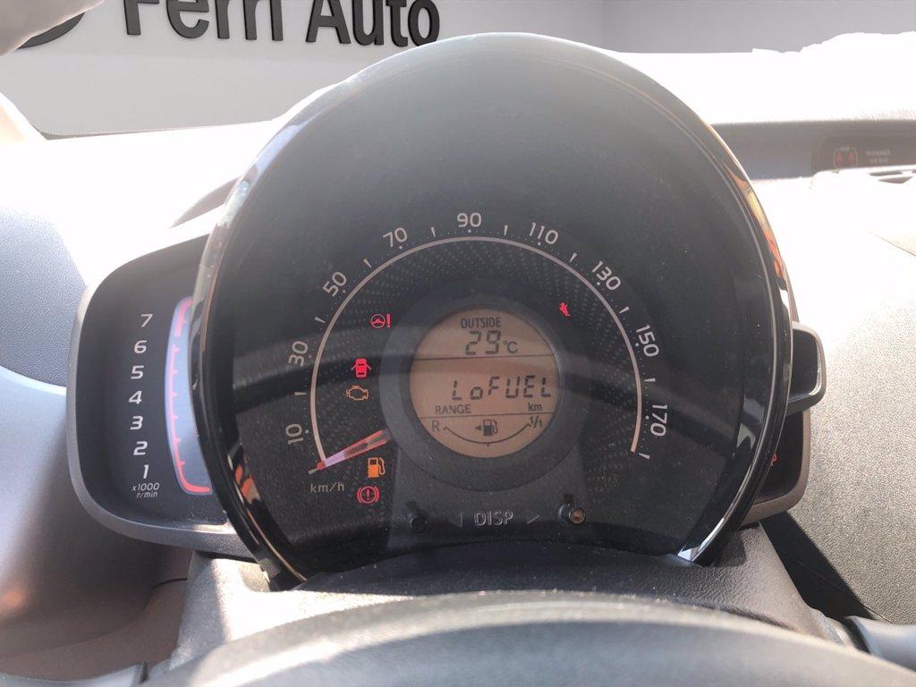 TOYOTA Aygo 5p 1.0 x-play 72cv del 2019