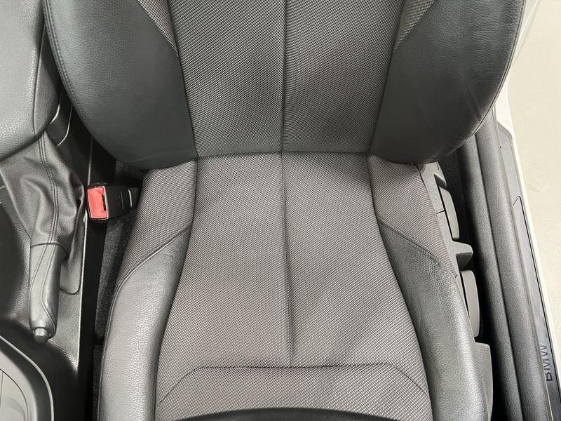 BMW Serie 2 Cabrio 220i Cabrio Advantage Steptronic