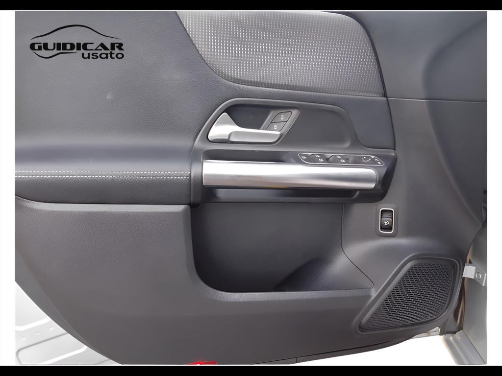 Mercedes-Benz Classe B - W247 2018 - B 180 d Sport Plus auto