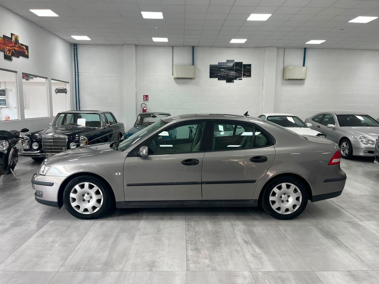 Saab 9-3 1.8 i