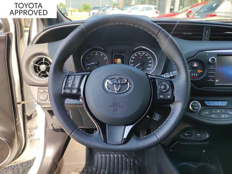 Toyota Yaris 5P 1.5 LOUNGE