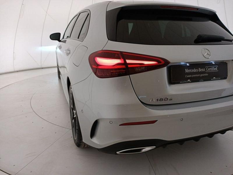Mercedes-Benz Classe A - W177 2023 A 180 d AMG Line Advanced Plus auto