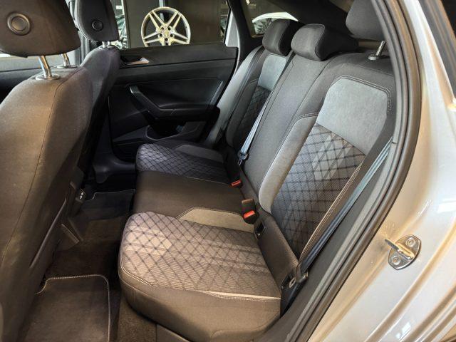 VOLKSWAGEN Taigo 1.0 TSI 115 CV R-Line