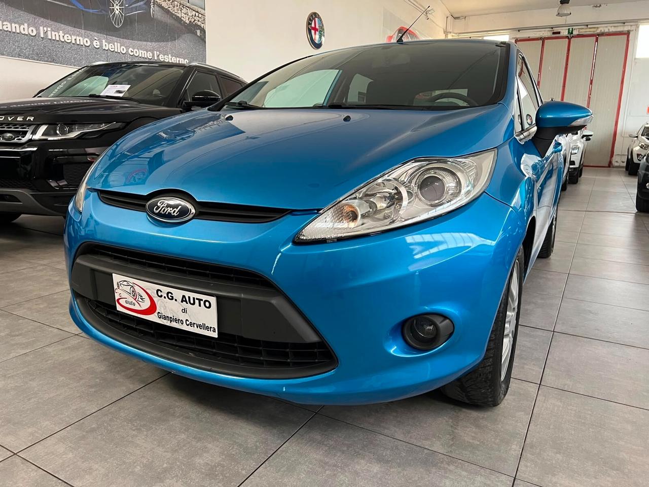 Ford Fiesta 1.4 68 CV TDCi - TITANIUM - 2010