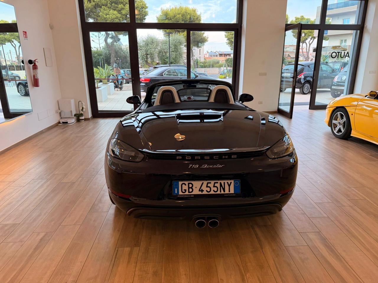 Porsche 718 Spyder Boxster 2.0