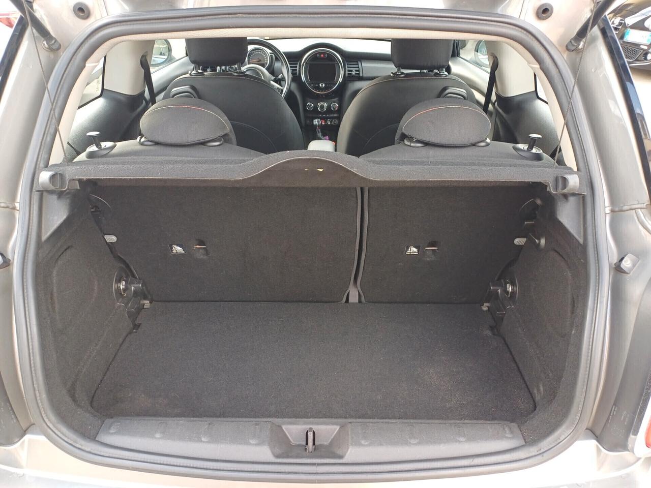 Mini 1.5 COOPER D Boost