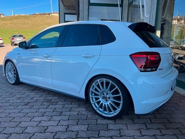 Volkswagen Polo 5p 1.6 tdi 95cv, R-line, 18", Led, Carplay, DeFAP, Neopatentati