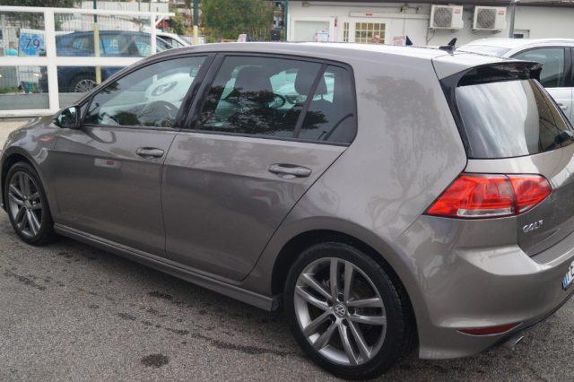 VOLKSWAGEN Golf 1.6 TDI 110 CV DSG 5p. R-LINE