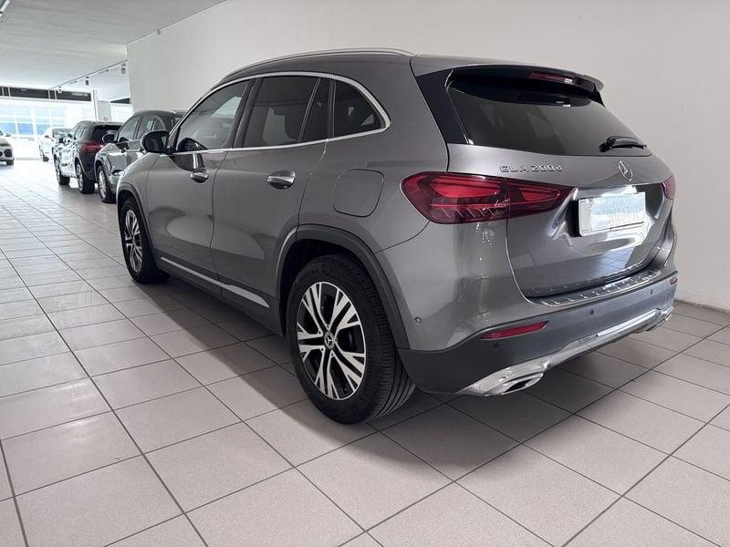 Mercedes-Benz GLA GLA 200 d Progressive Advanced Plus