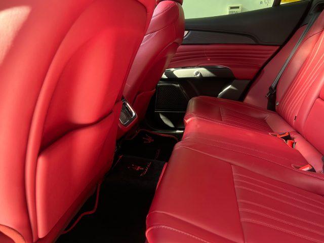 MASERATI Grecale MHEV 330 CV AWD Modena tetto da?529,00 mensili