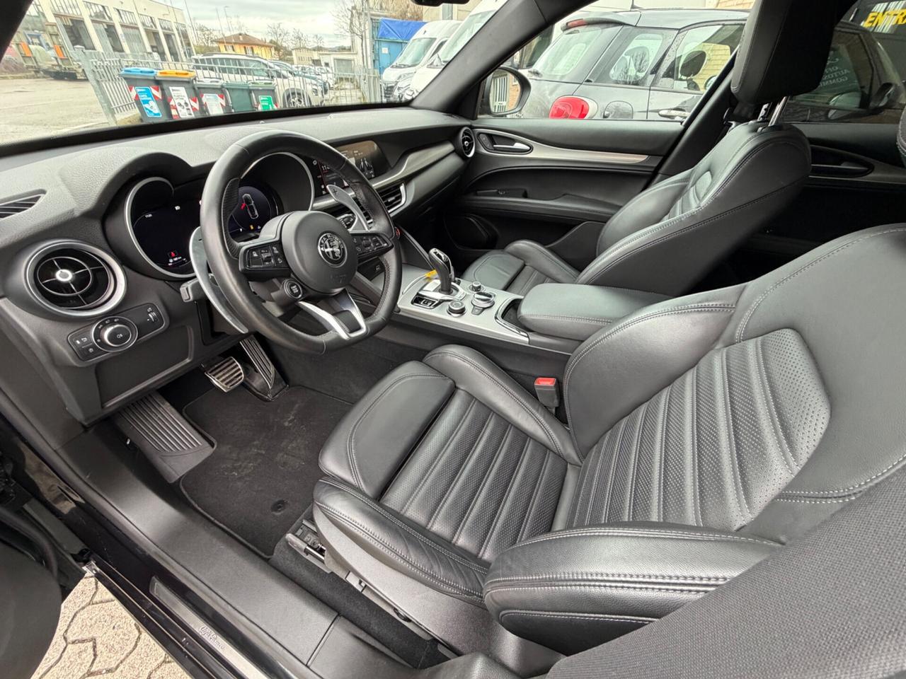 Alfa Romeo Stelvio 2.2 Turbodiesel 210 CV AT8 Q4 Veloce