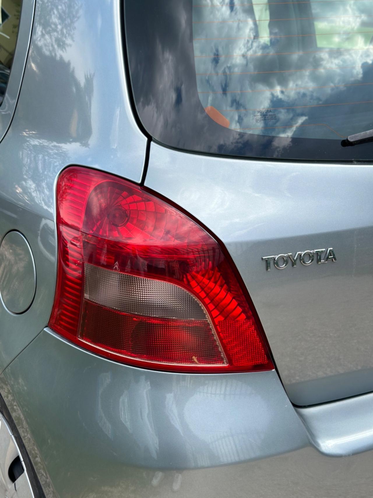 Toyota Yaris 1.3 5P AUTOMATICA SOL NEOPAT KMCERT GARANZ