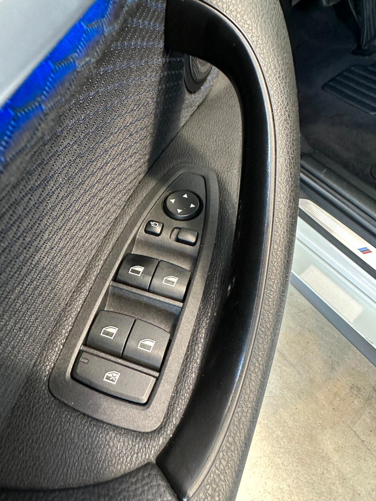 BMW X2 xdrive18d Msport auto-LED-19"-Camera-Carplay