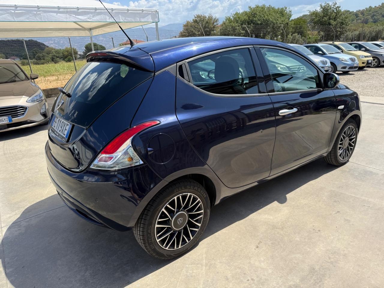 Lancia Ypsilon 1.3 MJT 16V 95 CV 5 porte S&S Plati