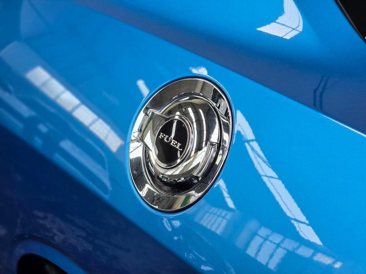 Dodge Challenger 5.7 HEMI V8 *IVA ESPOSTA