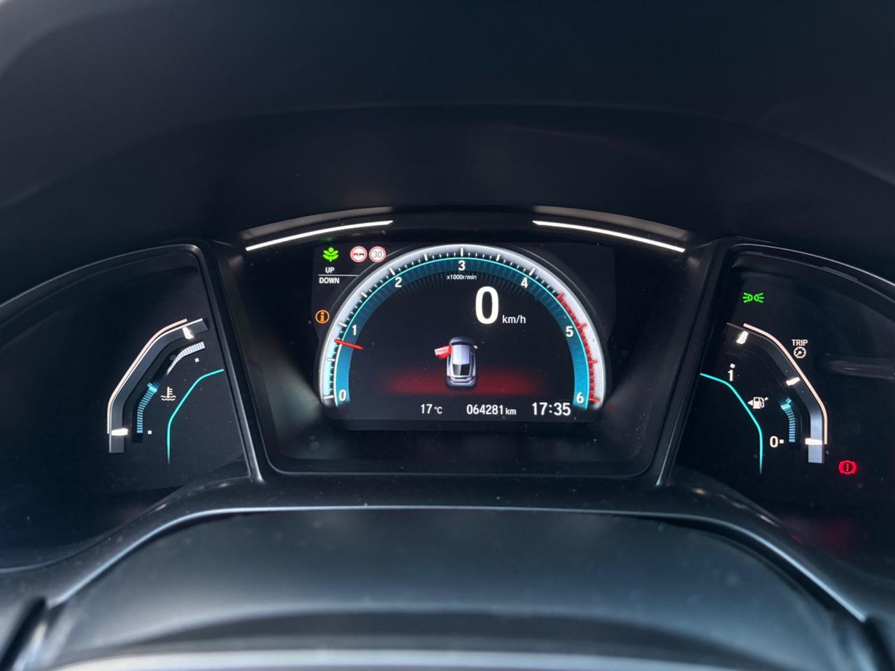 Honda Civic 1.6 5 porte Executive