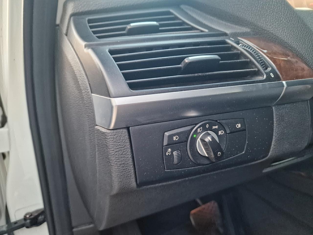 BMW X5 xDrive30d Futura - 2011