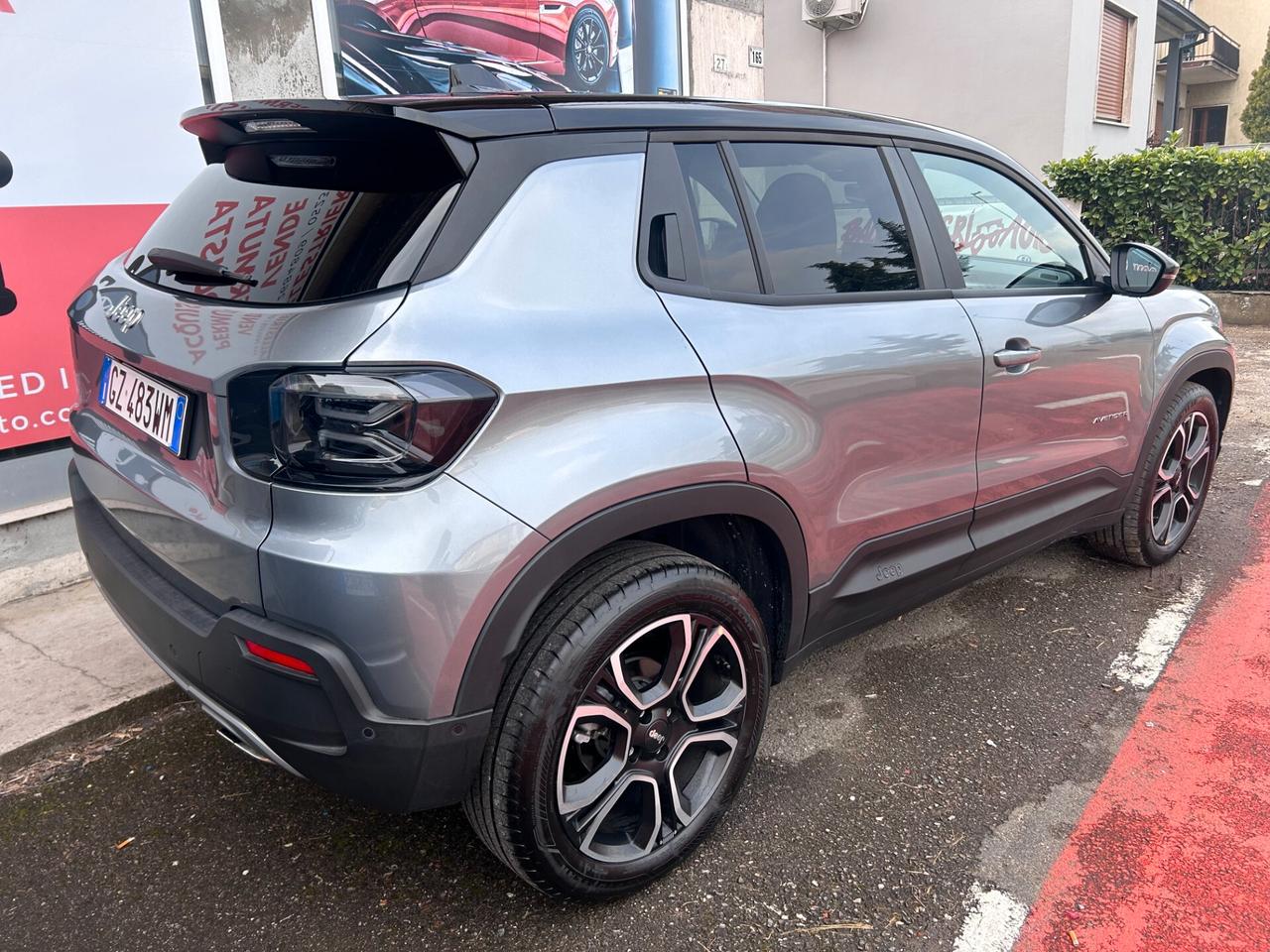 Jeep Avenger 1.2 Turbo 100 CV Summit