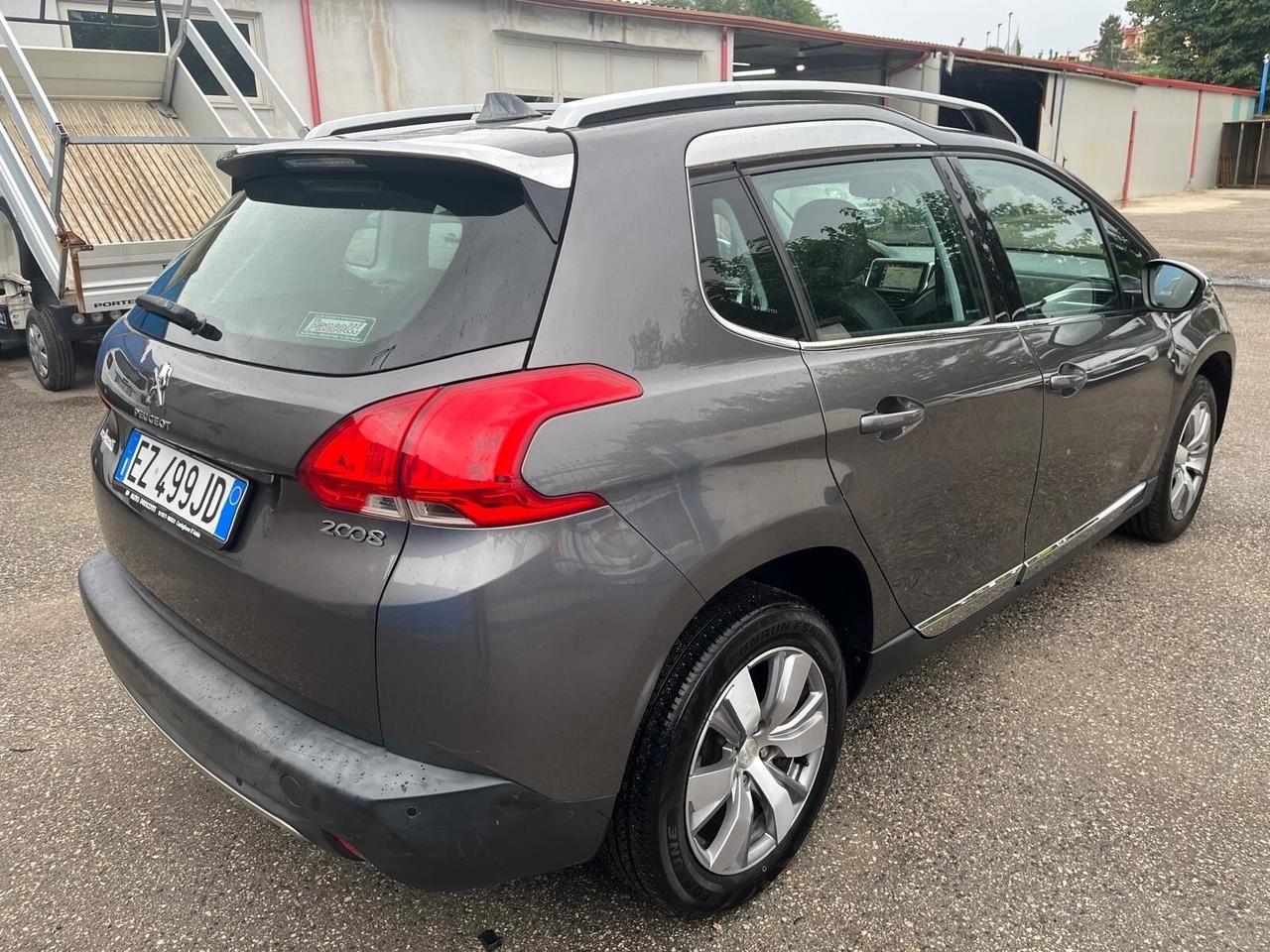 Peugeot 2008-1.2 benz-“allure”-2015