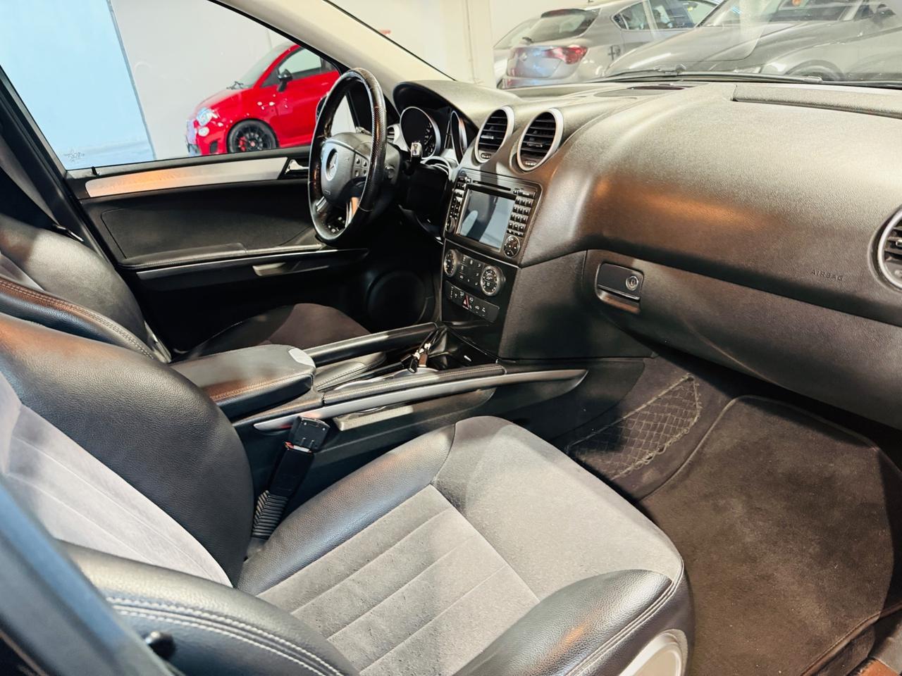 Mercedes-benz ML 320 CDI Sport*4 MATIC*PEDANE*