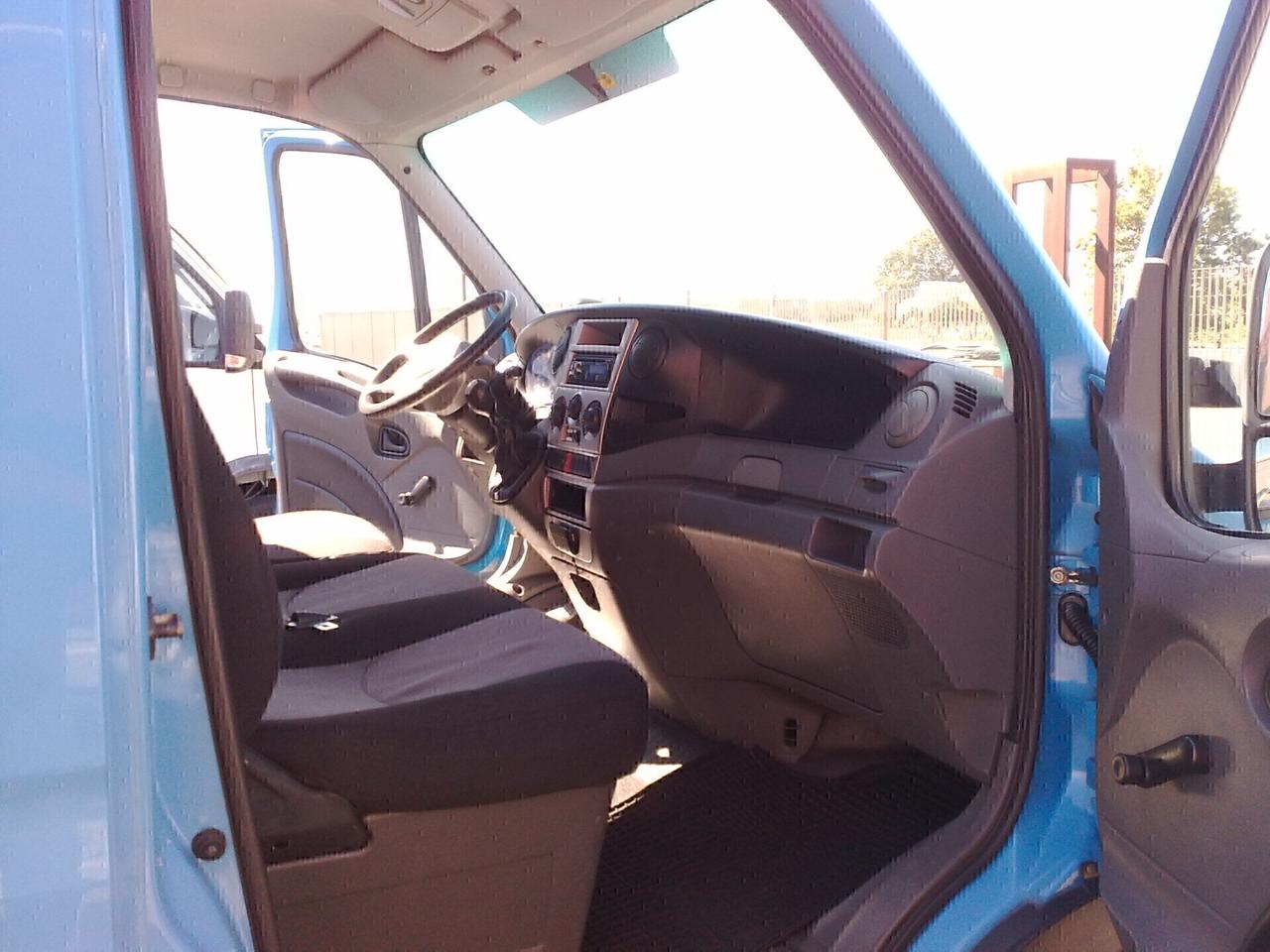 Iveco Daily 35c10 2.3hpt CENTINATO CON SPONDA - 2011