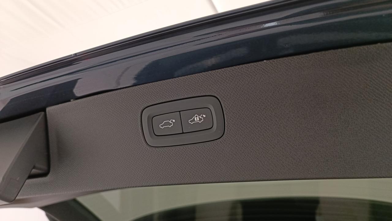 VOLVO XC90 2.0 t8 phev Ultra Bright awd 7p.ti auto