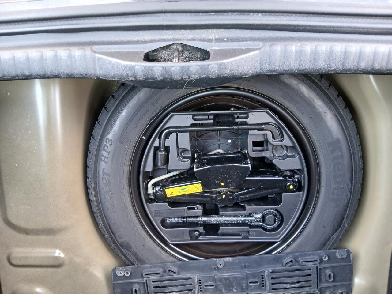 Citroen C3 PureTech 82 Feel Unico Prop OK neo patentati TUA a € 185 mese