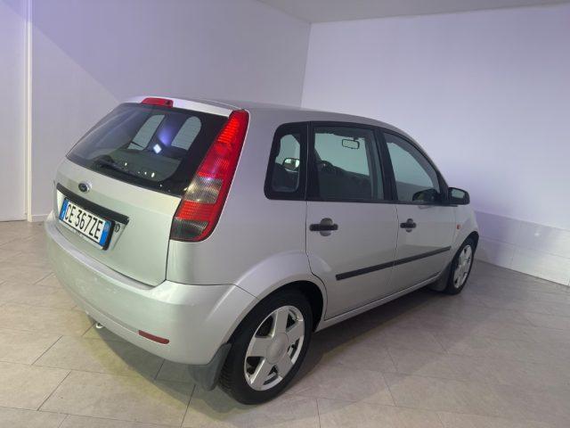 FORD Fiesta 1.4 16V 5p. Ghia