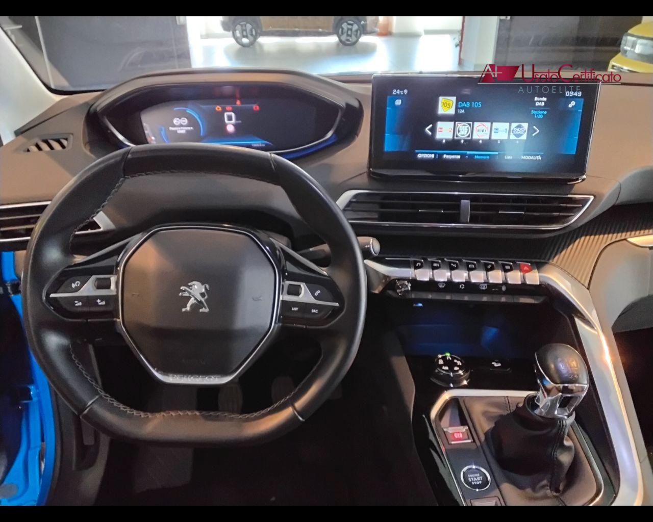 PEUGEOT 3008 BlueHDi 130 S&S Allure