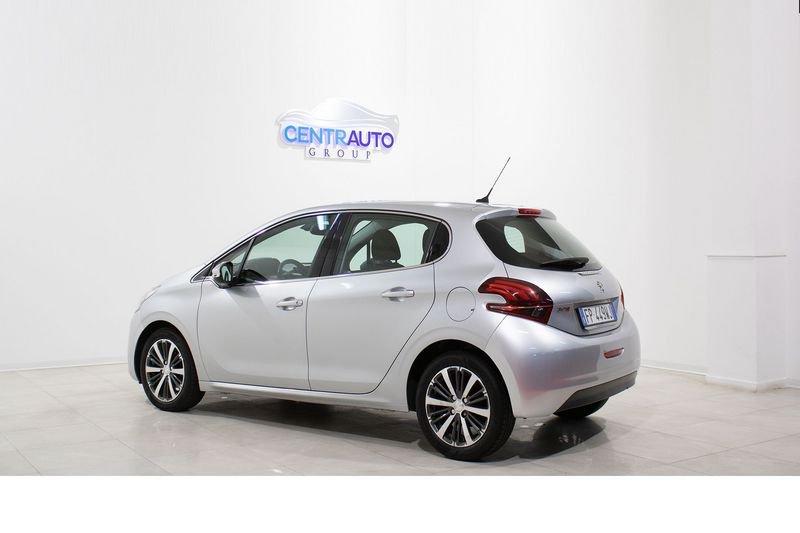 Peugeot 208 BlueHDi 75cv Allure