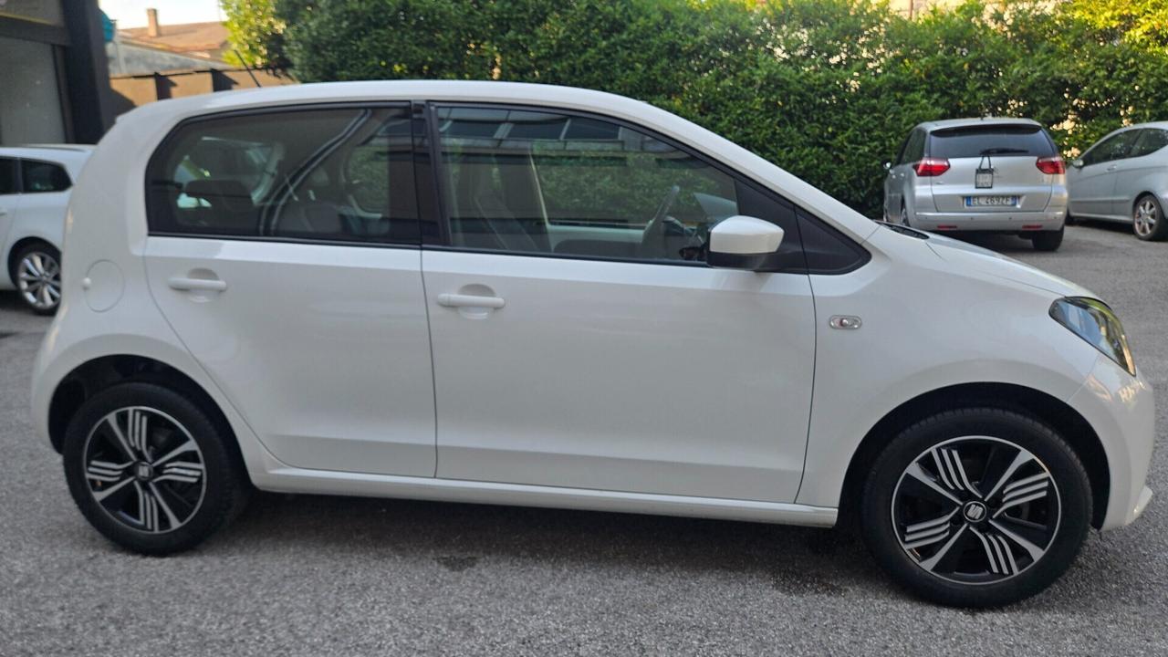 Seat Mii 1.0 68 CV 5 porte by Cosmopolitan Ecofuel