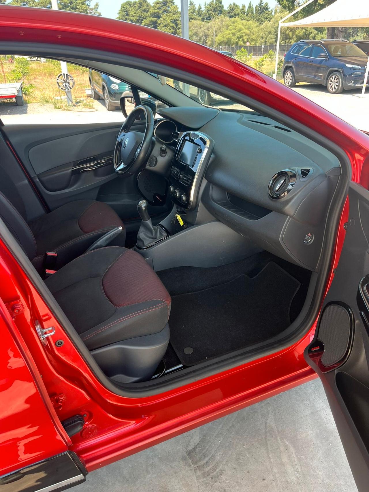 Renault Clio 1.2 75CV 5 porte Live