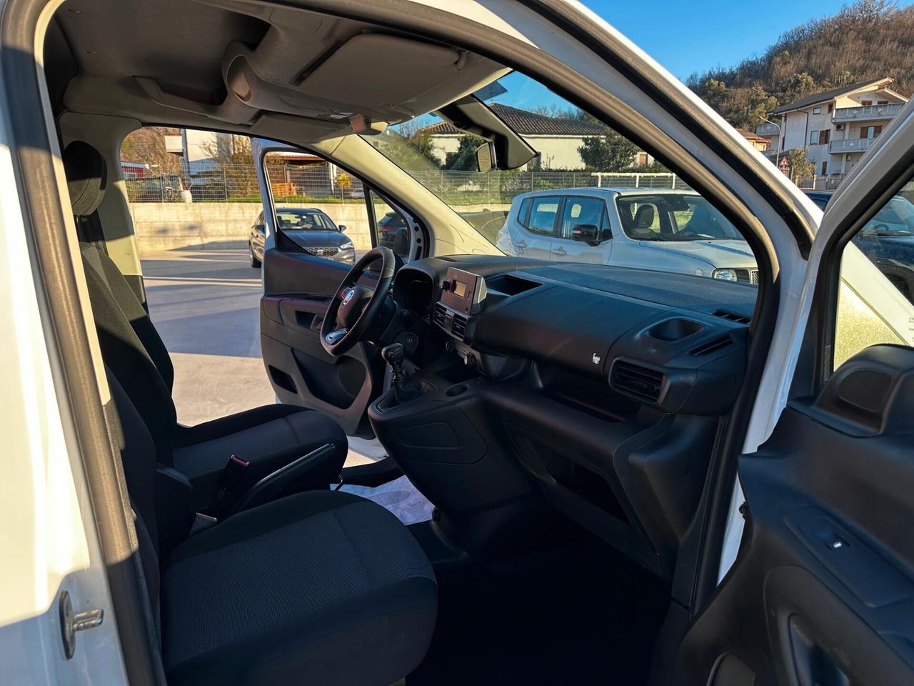 FIAT DOBLO VAN 1.5 BLUEHDI 100CV 2023 - GANCIO TRAINO